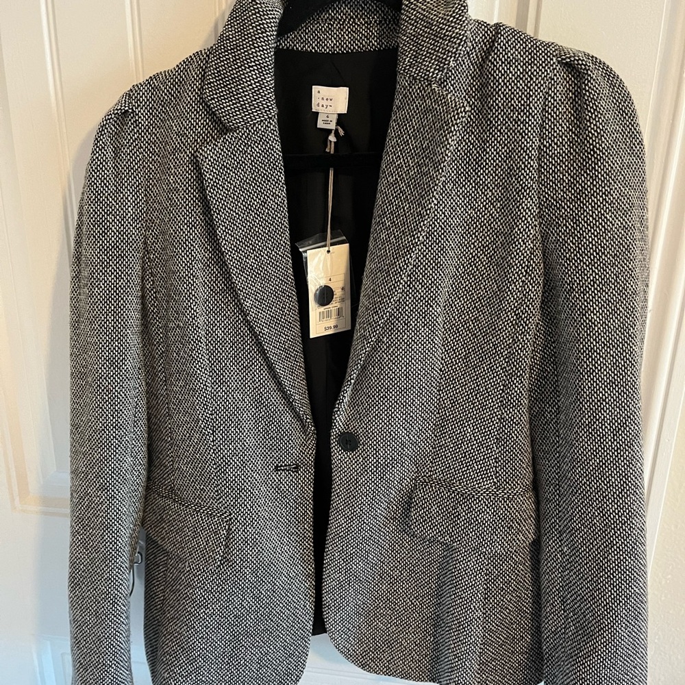 Tweed blazer